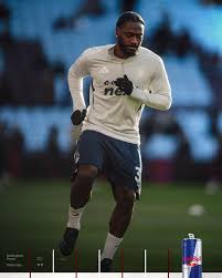 Cover image for Ola Aina gets average rating on comeback for Forest