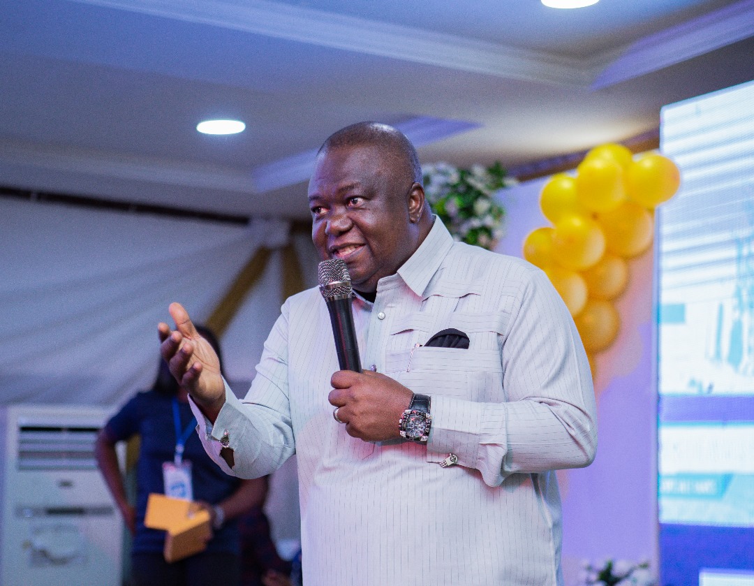 Cover image for Izamoje chairs Sportsville Award