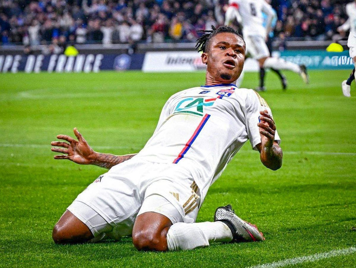 Cover image for Lyon to send Gift Orban on loan to Botafogo