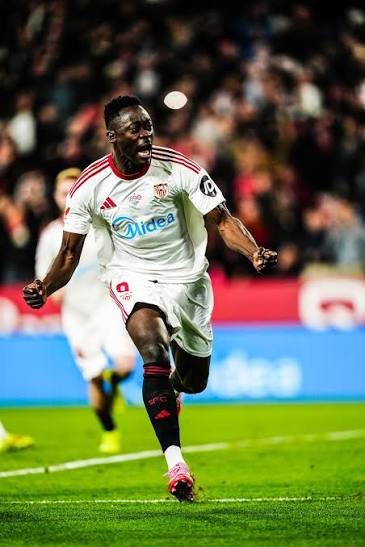 Akor Adams scores in battle with Lookman